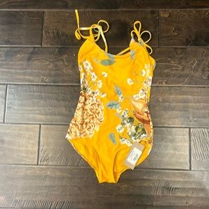 Albión fit one piece new
